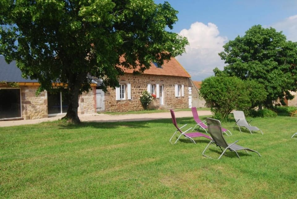 Gite des Chambauds - Allier - Auvergne -12 pers House in Bourgogne-Franche-Comté
