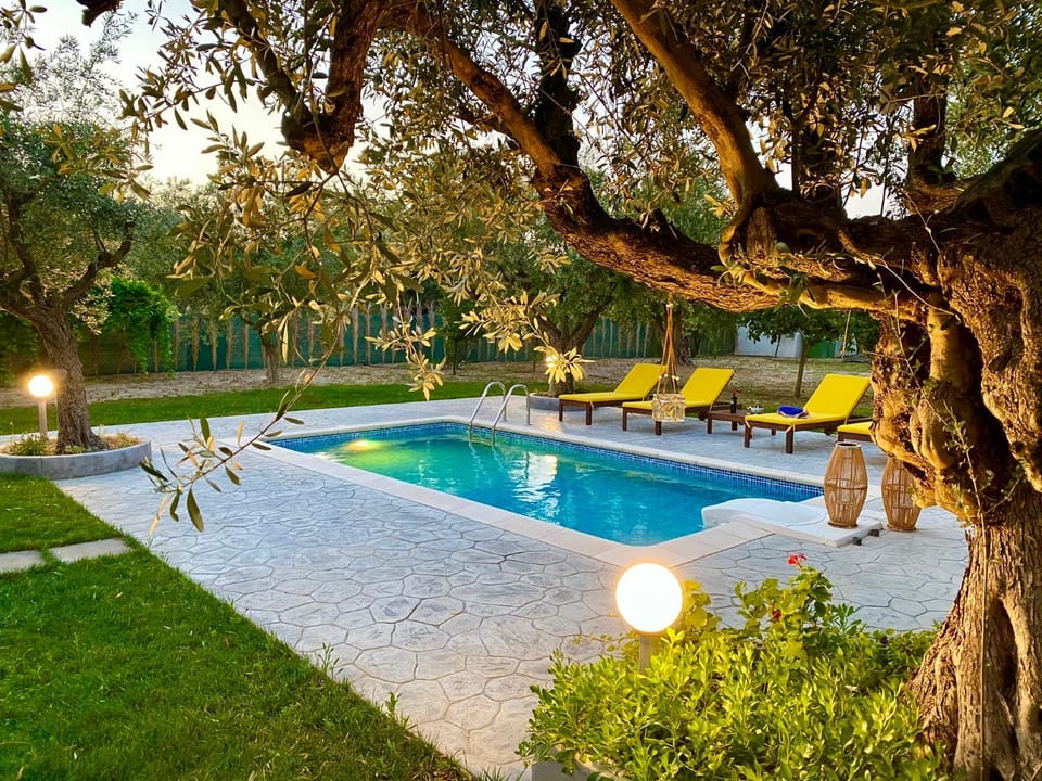 Garden, Pool view, Swimming pool, Swimming pool