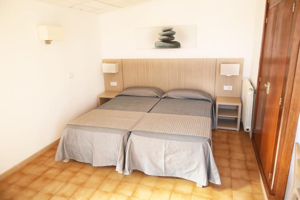 Apartamentos Cala Figuera Apartment in Cala Figuera