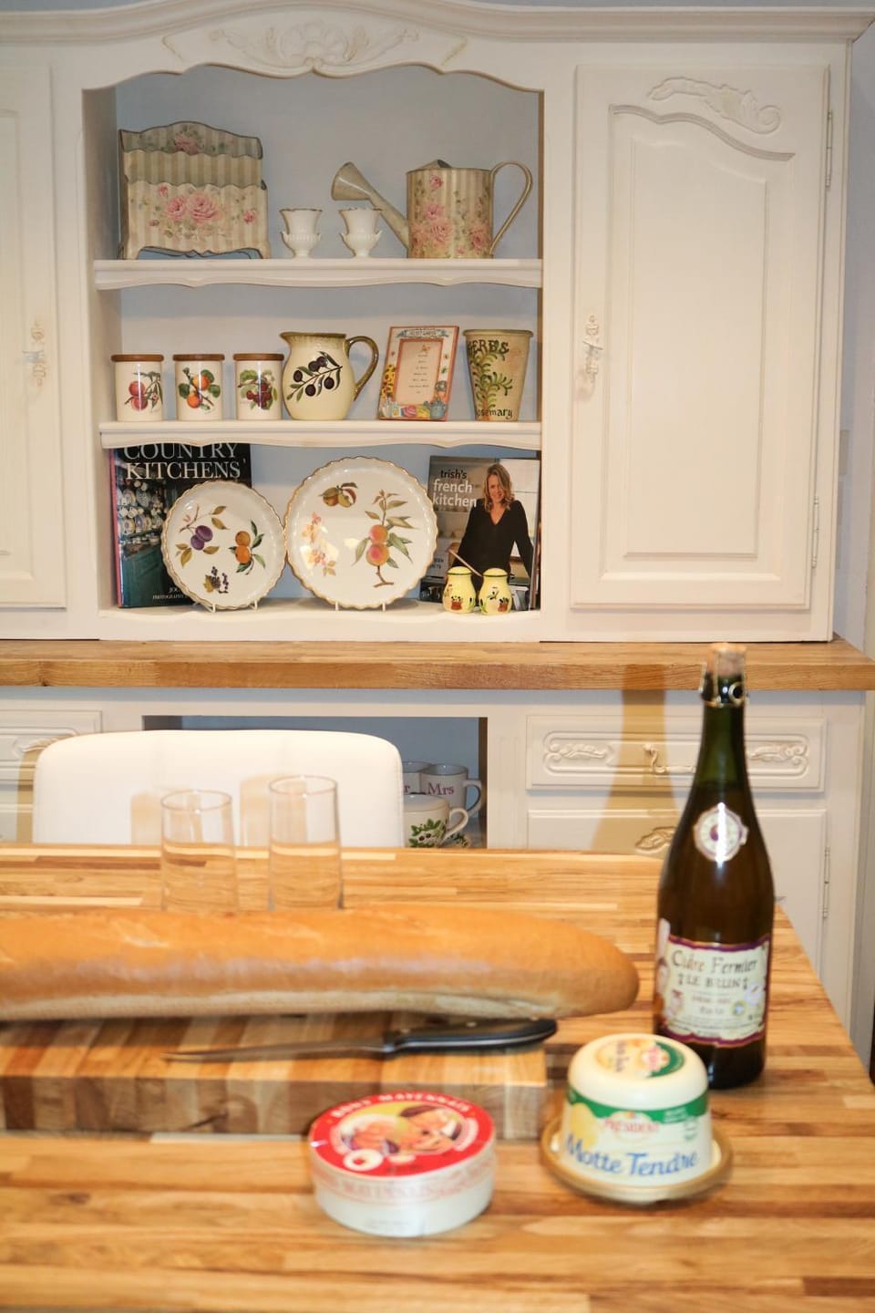 Food close-up, Kitchen or kitchenette, Food and drinks