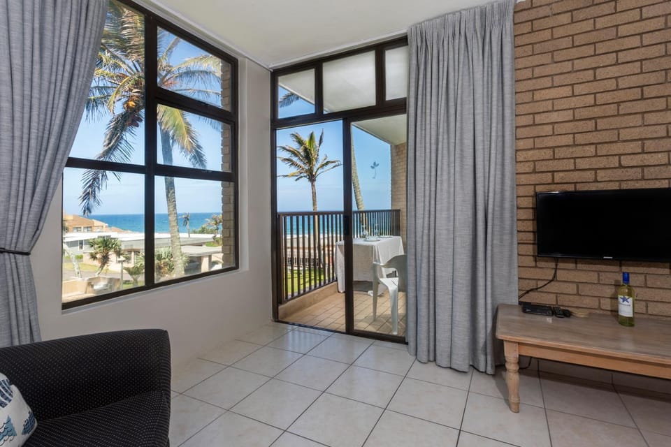 Living room, Sea view