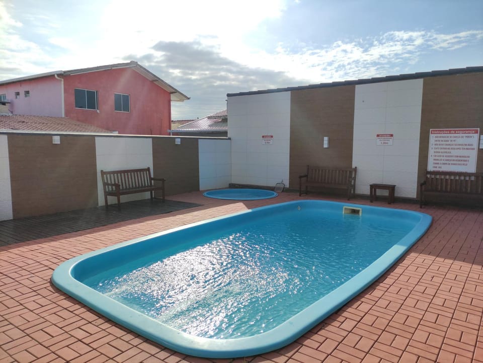 Perto da Meia Praia e do Píer com Cozinha Garagem Ar Wi-Fi e Enxoval - CASA OLINDA Apartment in Porto Belo