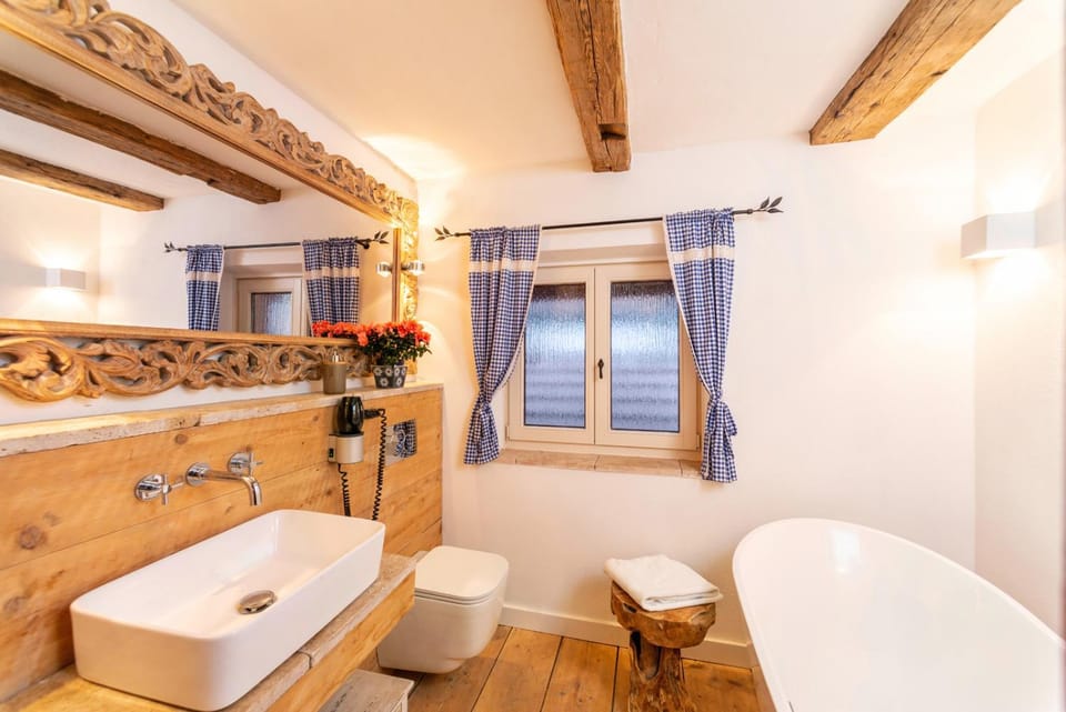 Shower, Other, Photo of the whole room