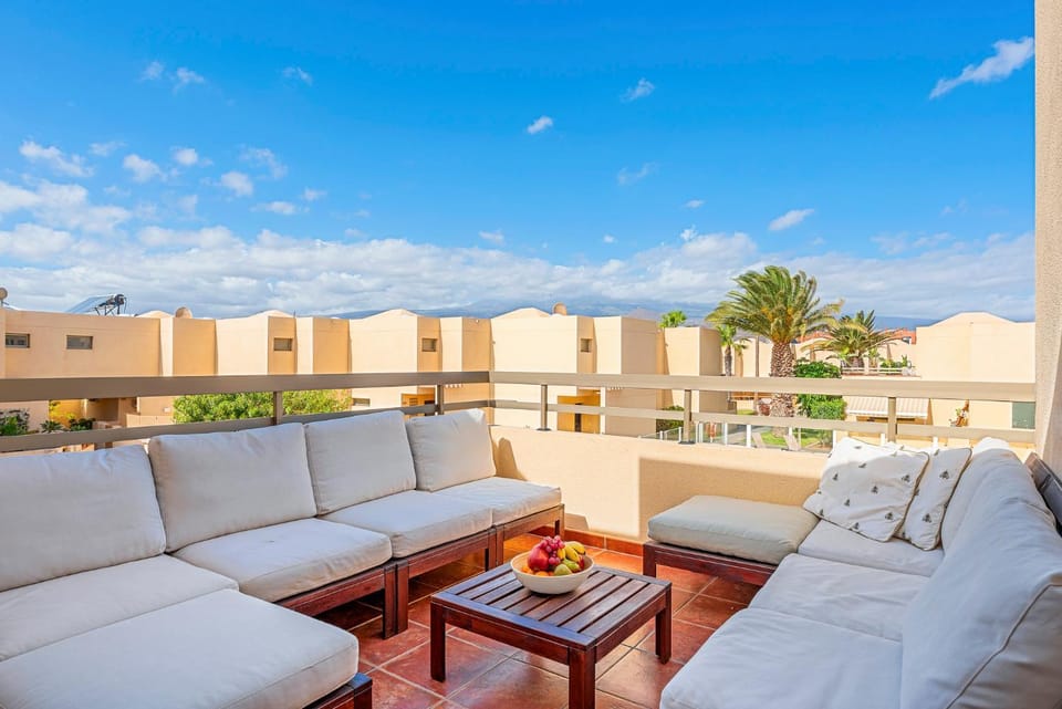 View (from property/room), Balcony/Terrace