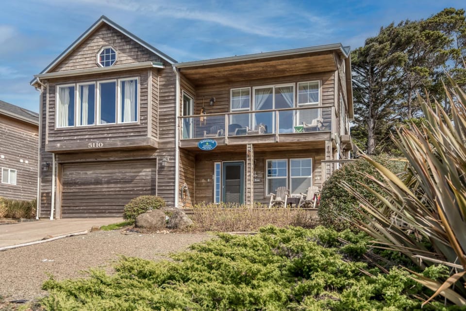 Beach Song House in Lincoln Beach