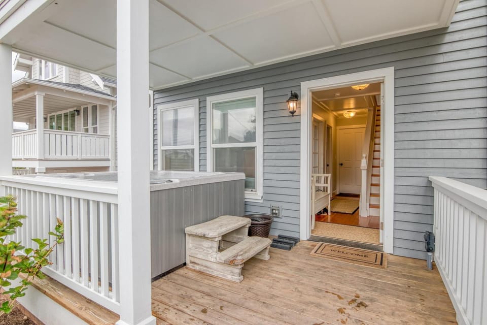 Bella Breeze House in Lincoln Beach