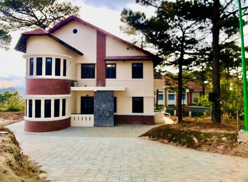 Resort Hoa Sim Da Lat Hotel in Dalat