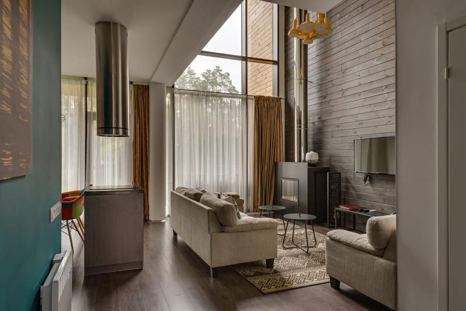TV and multimedia, Living room, Seating area, fireplace
