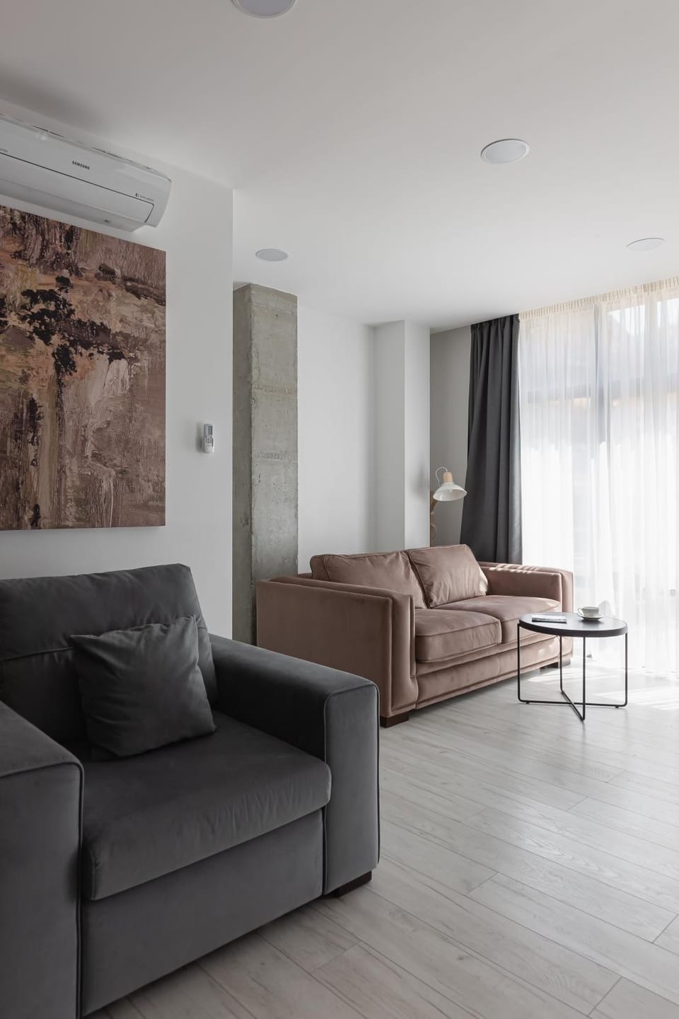 Kitchen or kitchenette, Seating area