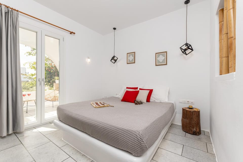 Patio, Staff, Spring, Bed, Day, Night, People, Summer, Garden, TV and multimedia, View (from property/room), Balcony/Terrace, Other, Other, Decorative detail, Seating area, Bedroom, Text overlay, Text overlay, Pets, Guests, Garden view, Landmark view, Seasons, Time of day, children, young children, older children, group of guests, cot, Family, Quiet street view, Inner courtyard view, bidet, flat iron, furniture, hair dryier, internet, locker, pet friendly, safe, soundproof, storage, towels, VIP, wardrobe, wedding, dryer, air conditioner