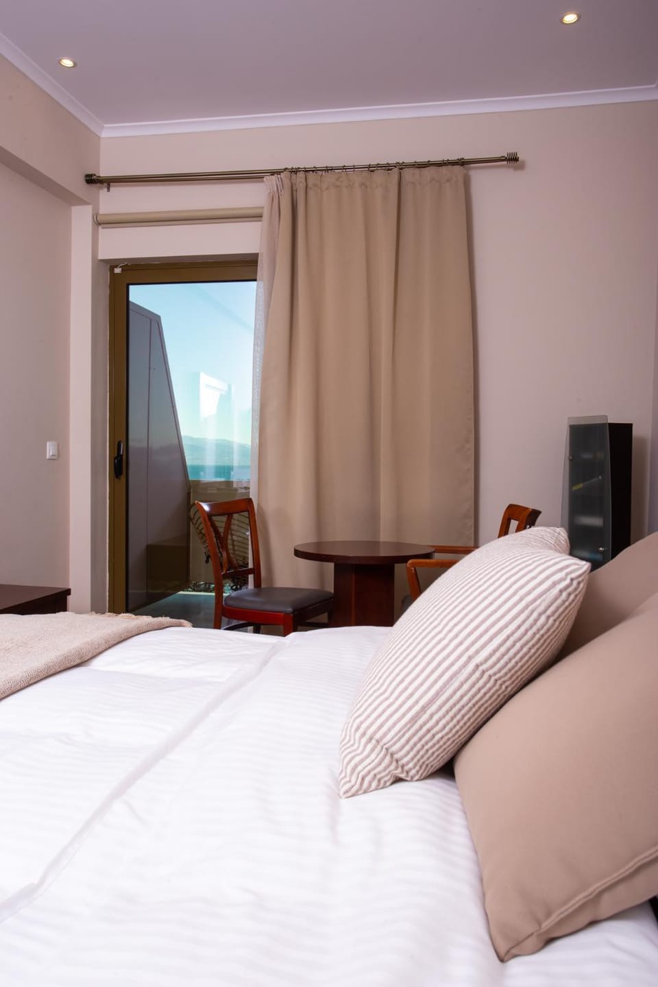 LEPANTO BEACH HOTEL Hotel in Peloponnese, Western Greece and the Ionian