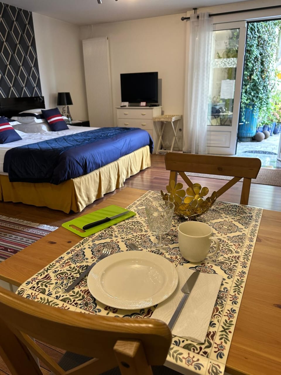 Photo of the whole room