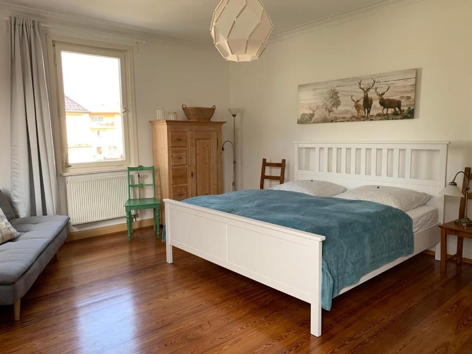 Bed, Photo of the whole room