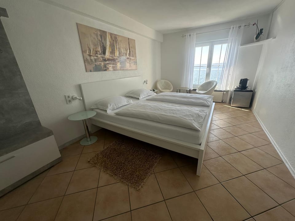 Hotel la Perla Bed and Breakfast in Meersburg