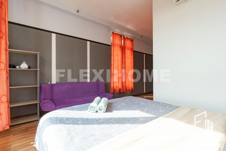 Seating area, Bedroom