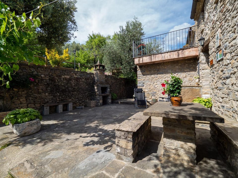 Casa Trallero Apartment in Aragon