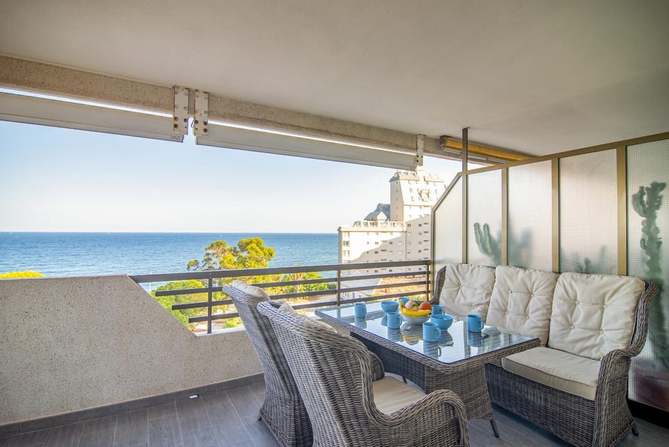 Balcony/Terrace, Seating area, Sea view