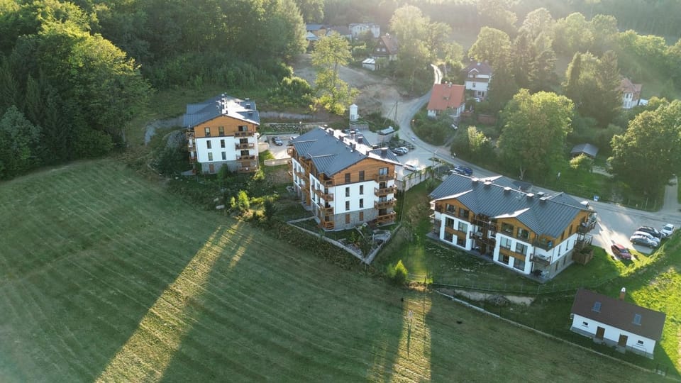 Twoje jacuzzi i ogród - apartament MODERN Apartment in Lower Silesian Voivodeship