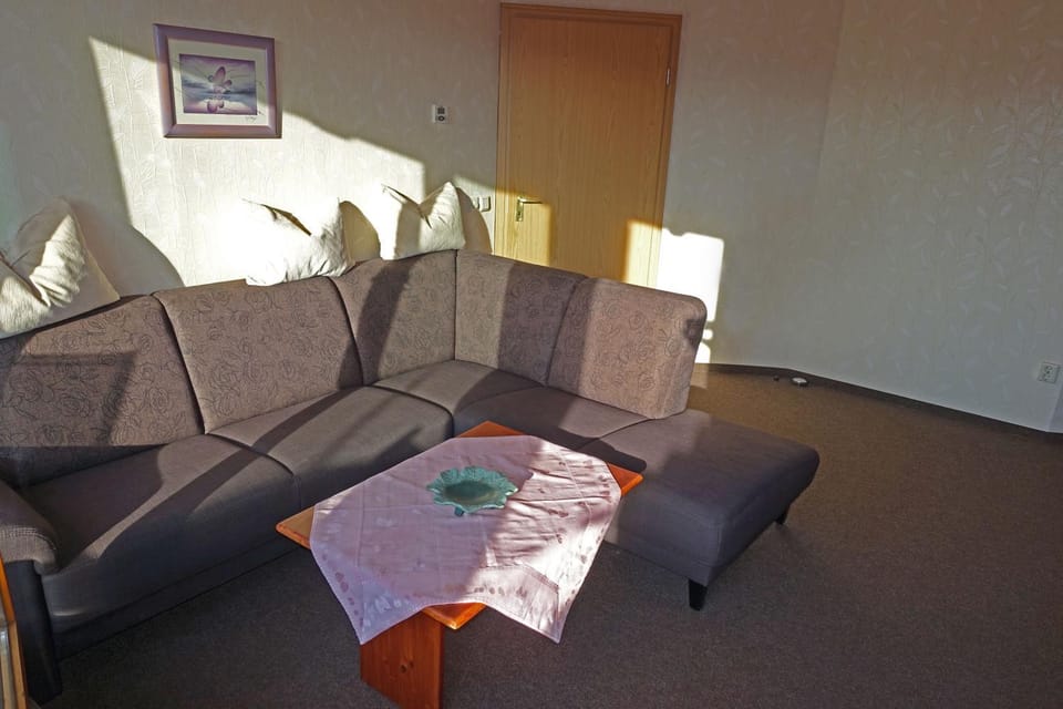 Living room, Photo of the whole room