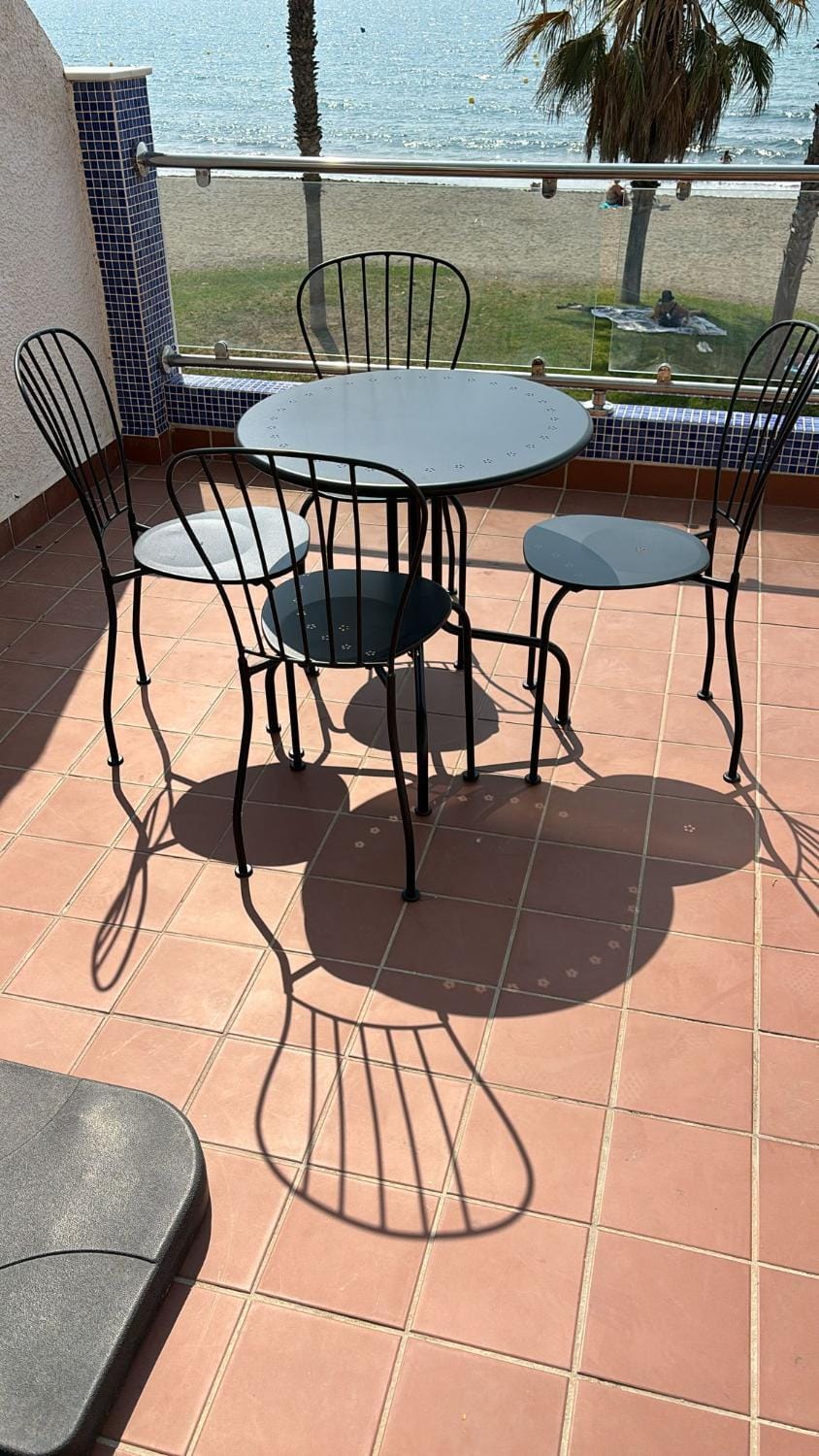 Letmalaga Cremades Beach Apartment in Malaga