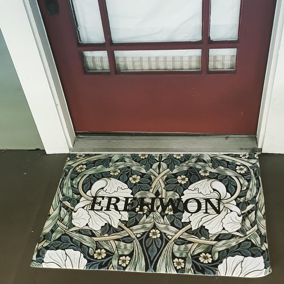 Facade/entrance, Logo/Certificate/Sign