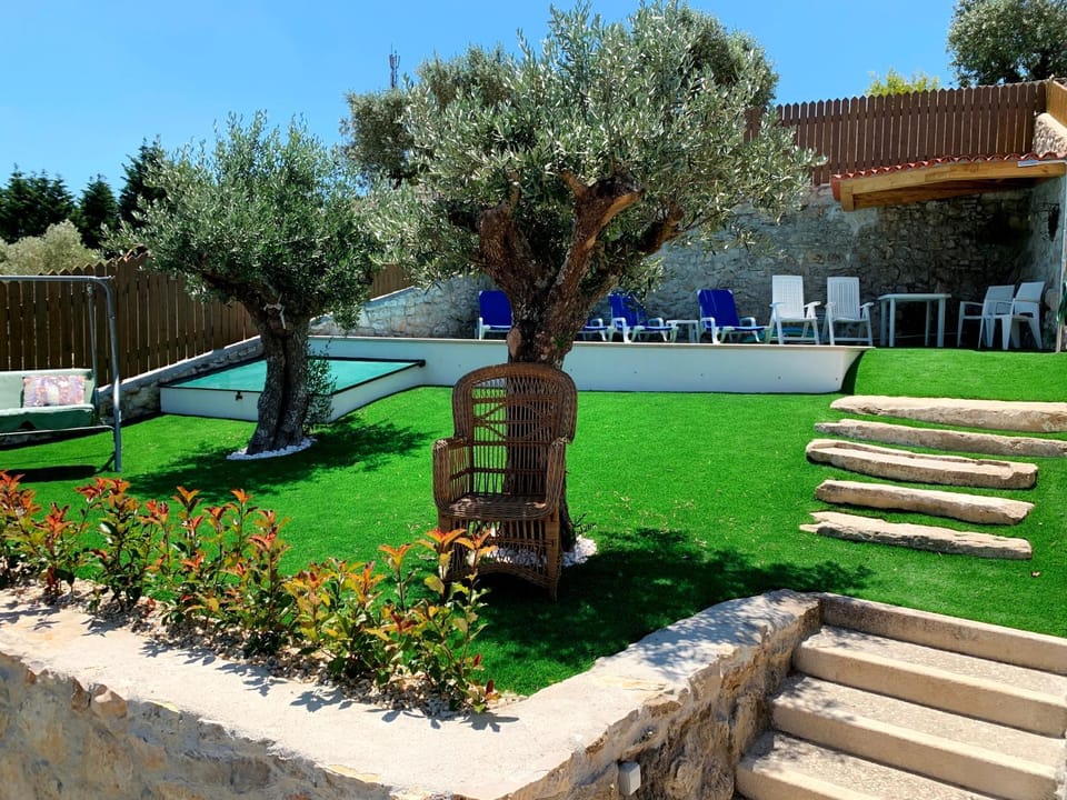 Garden, Swimming pool