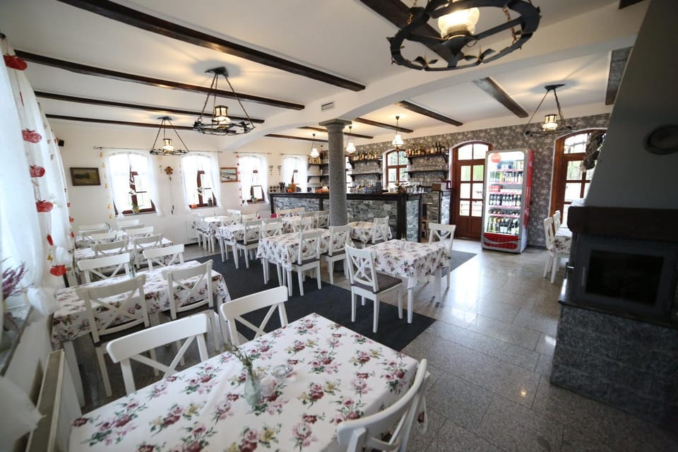 Restaurace a pension Chalupa Bed and Breakfast in Czechia