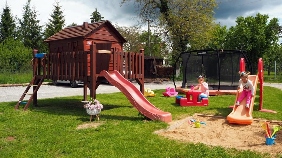 Restaurace a pension Chalupa Bed and Breakfast in Czechia