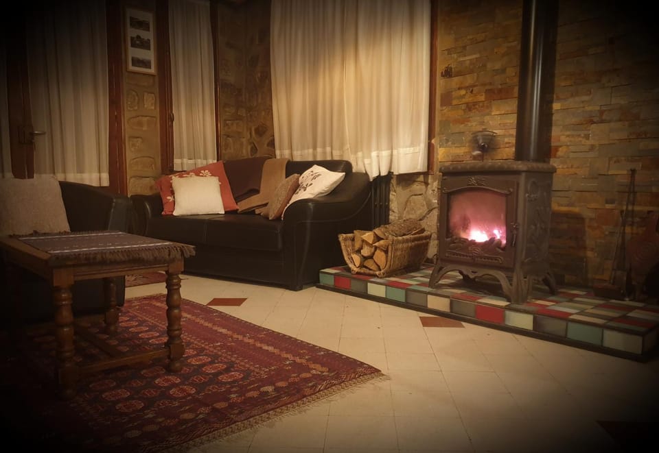 Communal lounge/ TV room, Lounge or bar