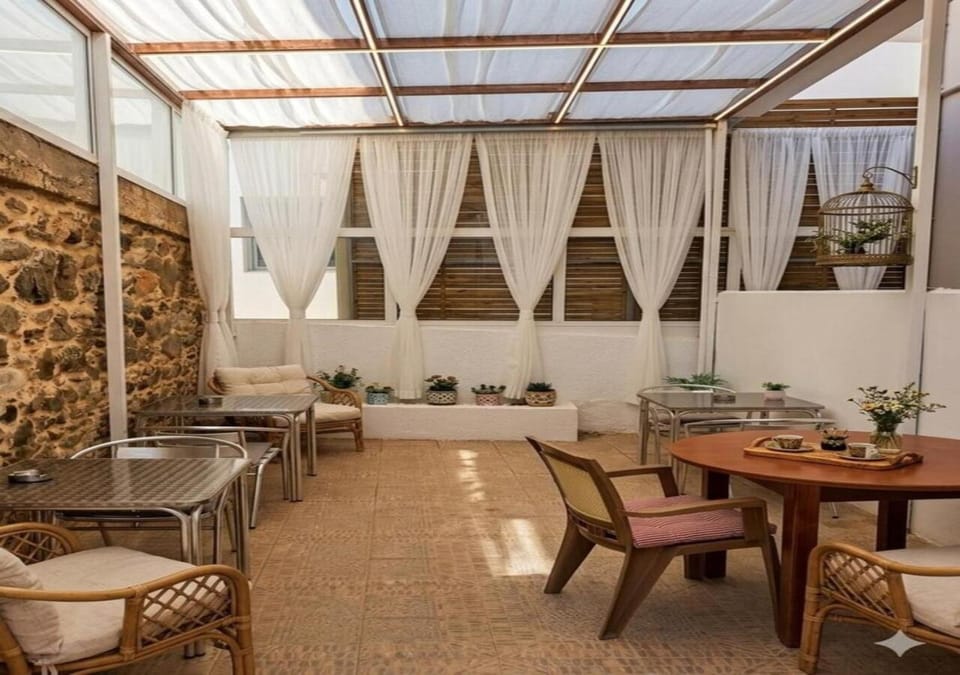 Property building, Seating area