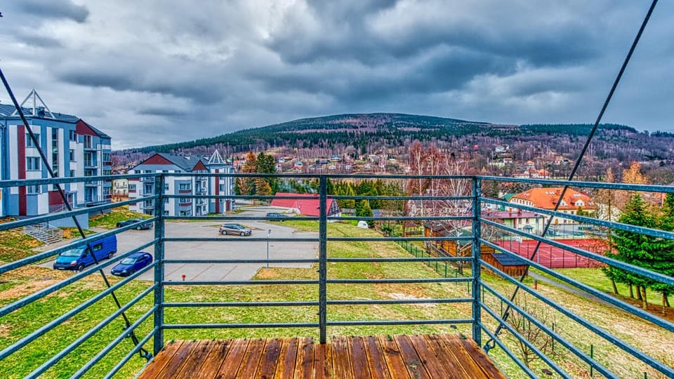 Apartament Górski - 5D Apartamenty Apartment in Lower Silesian Voivodeship