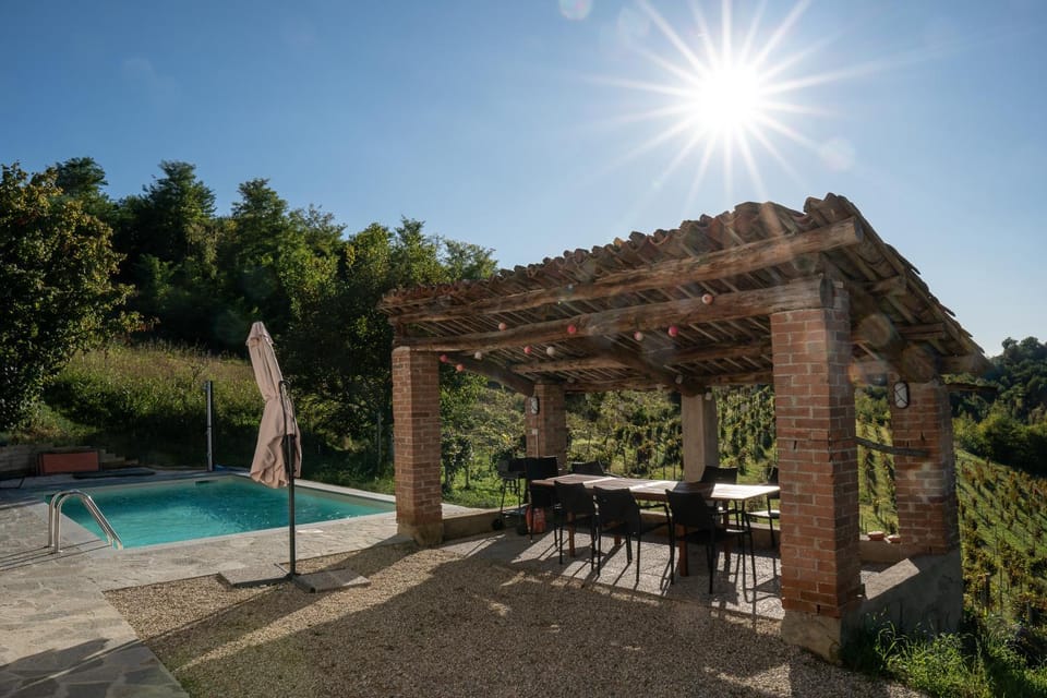 Patio, Swimming pool, Swimming pool