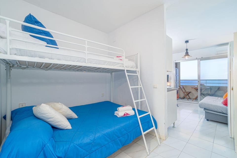 Living room, bunk bed
