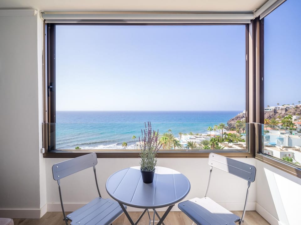Day, View (from property/room), Sea view
