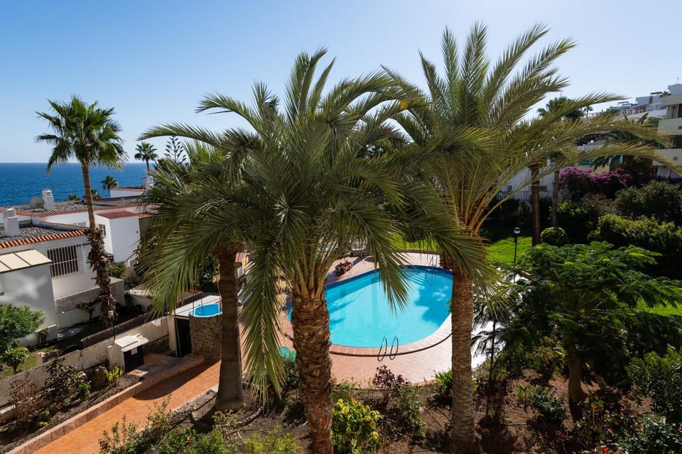 Day, Garden, Pool view, Sea view, Swimming pool, sunbed