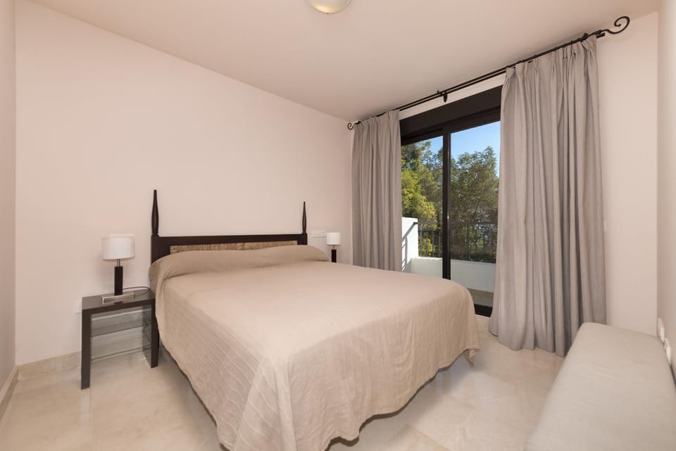 Spacious 3 bedrooms apartment side sea view Apartment in Río de Torrox