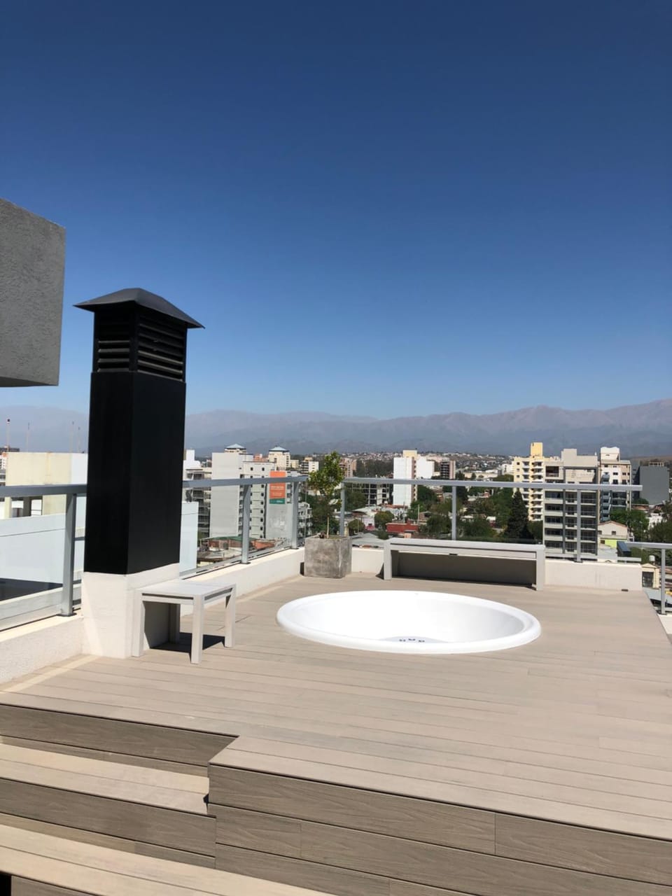 Balcony/Terrace, City view, Mountain view