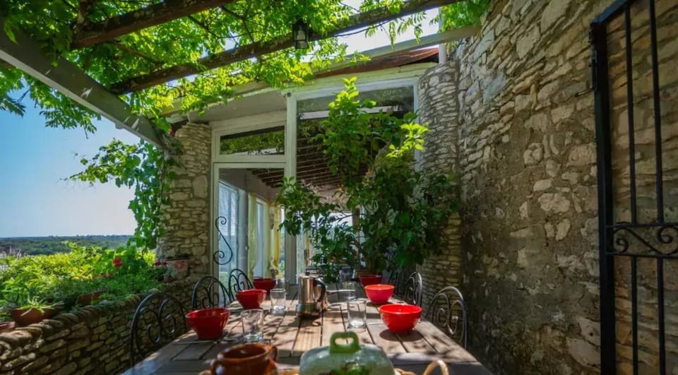 Villa élégante à Lussan + Piscine privée Villa in Provence-Alpes-Côte d'Azur