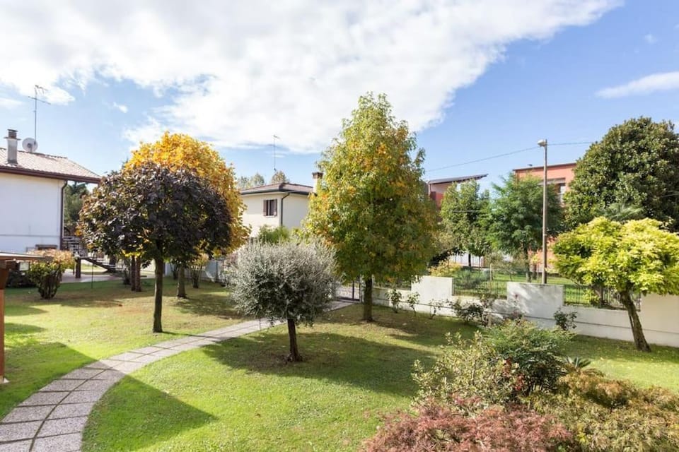 Garden, Garden
