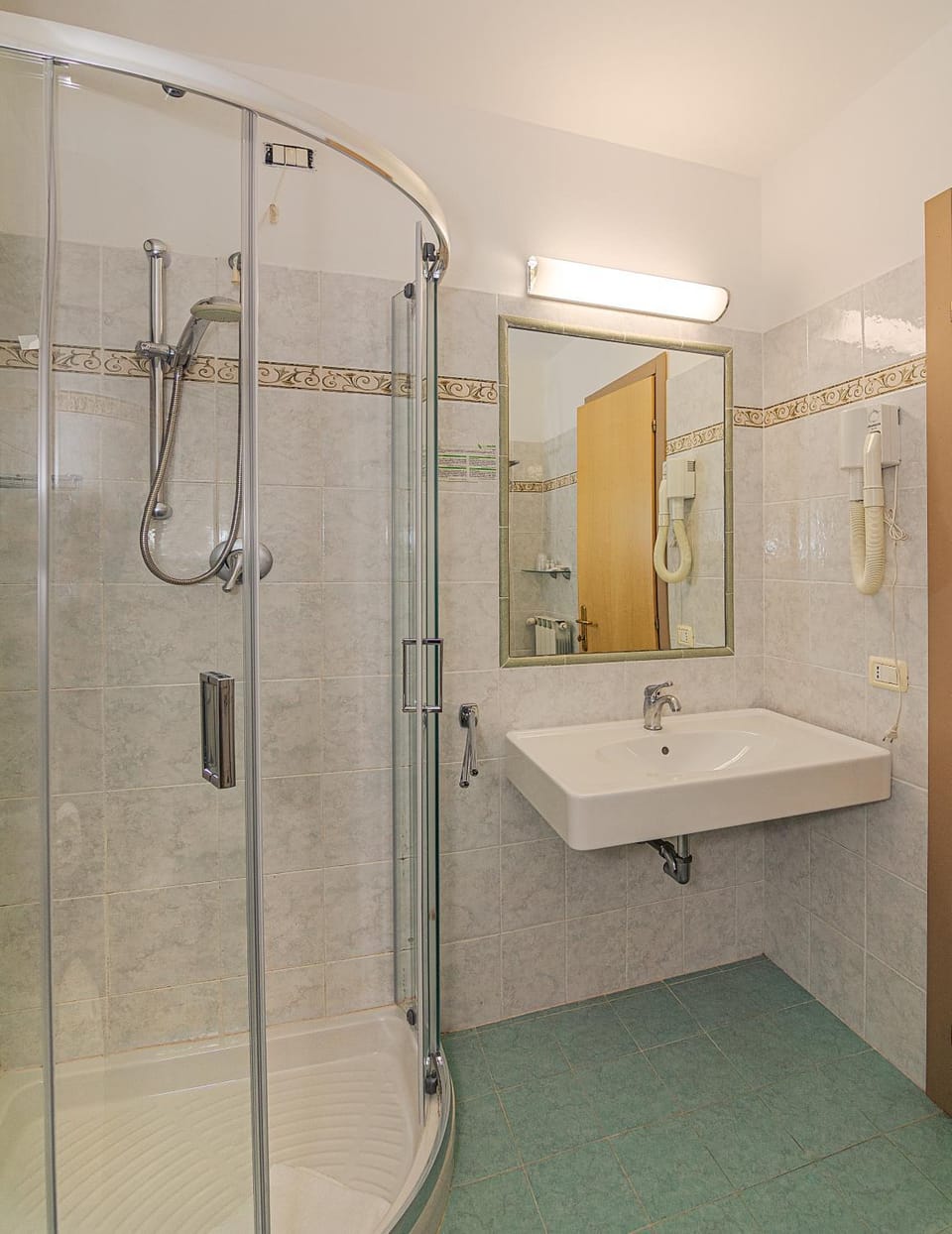 Shower, Bathroom