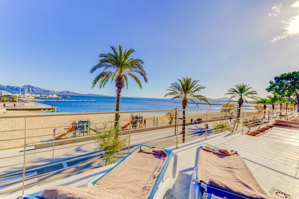 Balcony/Terrace, Sea view, sunbed
