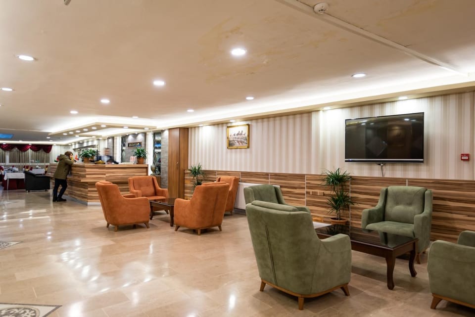 Communal lounge/ TV room, Seating area