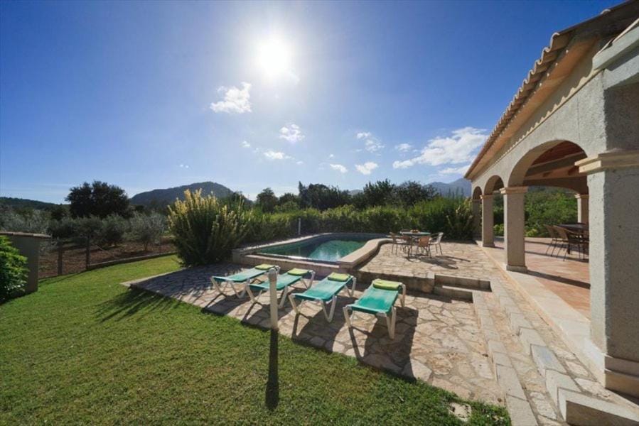 Patio, Spring, Day, Natural landscape, Garden, Garden view, Pool view, Swimming pool, sunbed
