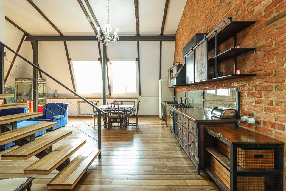 Vintage Mezzanine Apt in City Center - By Wehost Apartment in Tbilisi, Georgia