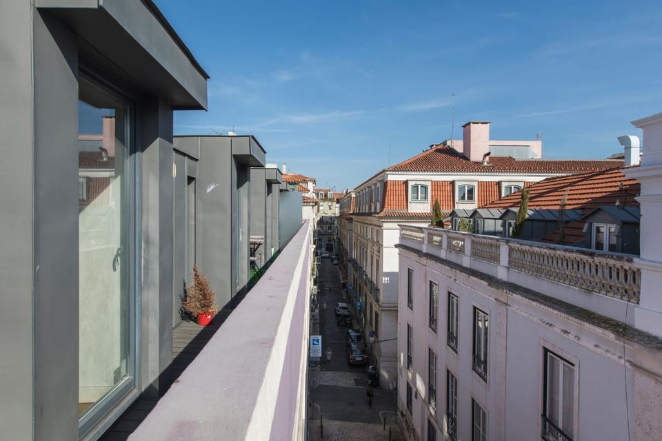 Balcony/Terrace, Quiet street view