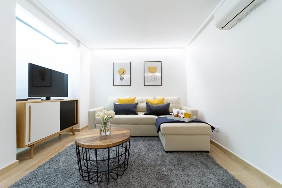 TV and multimedia, Living room, Photo of the whole room