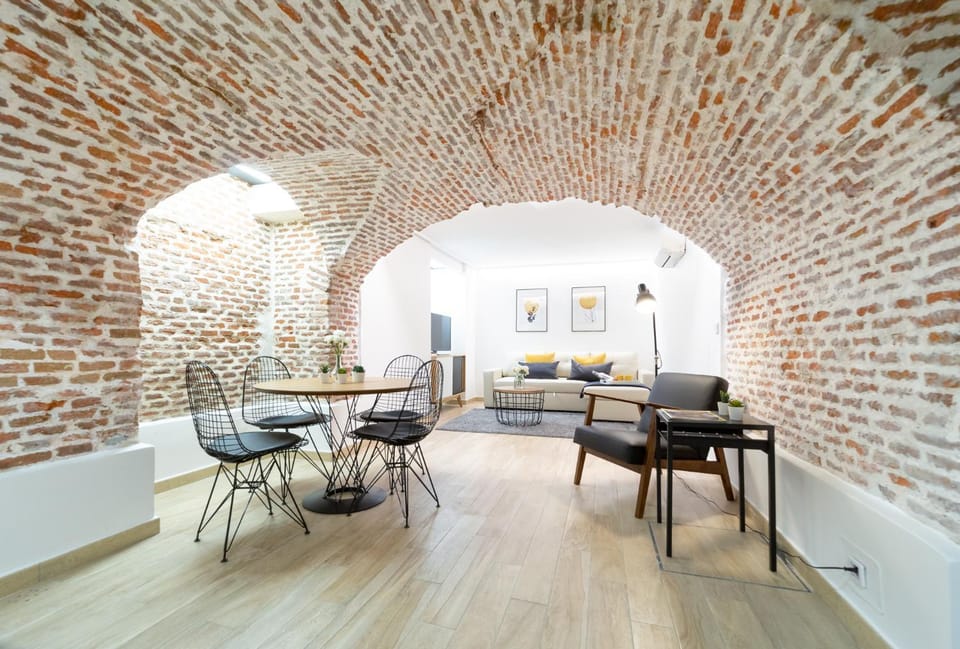 Living room, Photo of the whole room, Dining area