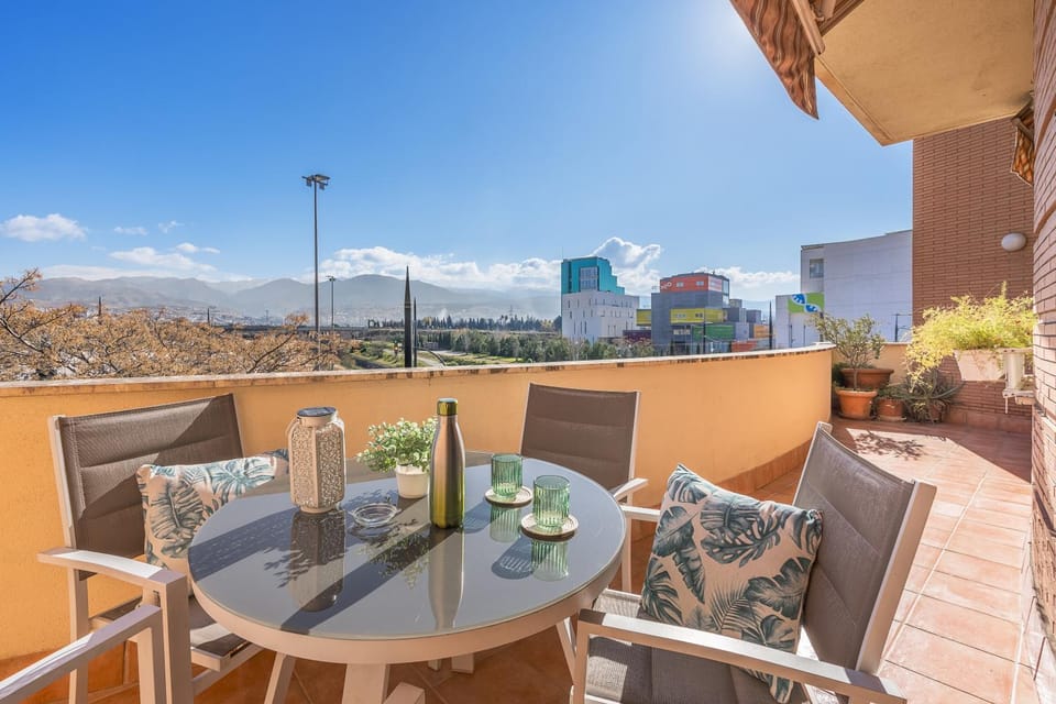 Balcony/Terrace, Mountain view