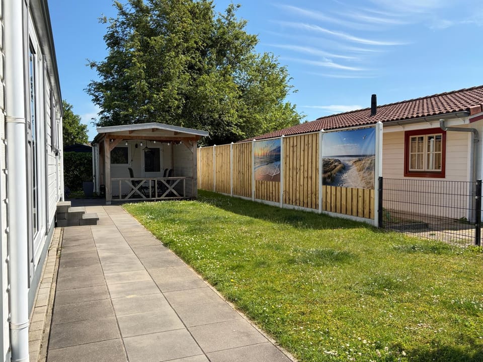 De Roos chalet 174 Campground/ 
RV Resort in Zeeland, Netherlands