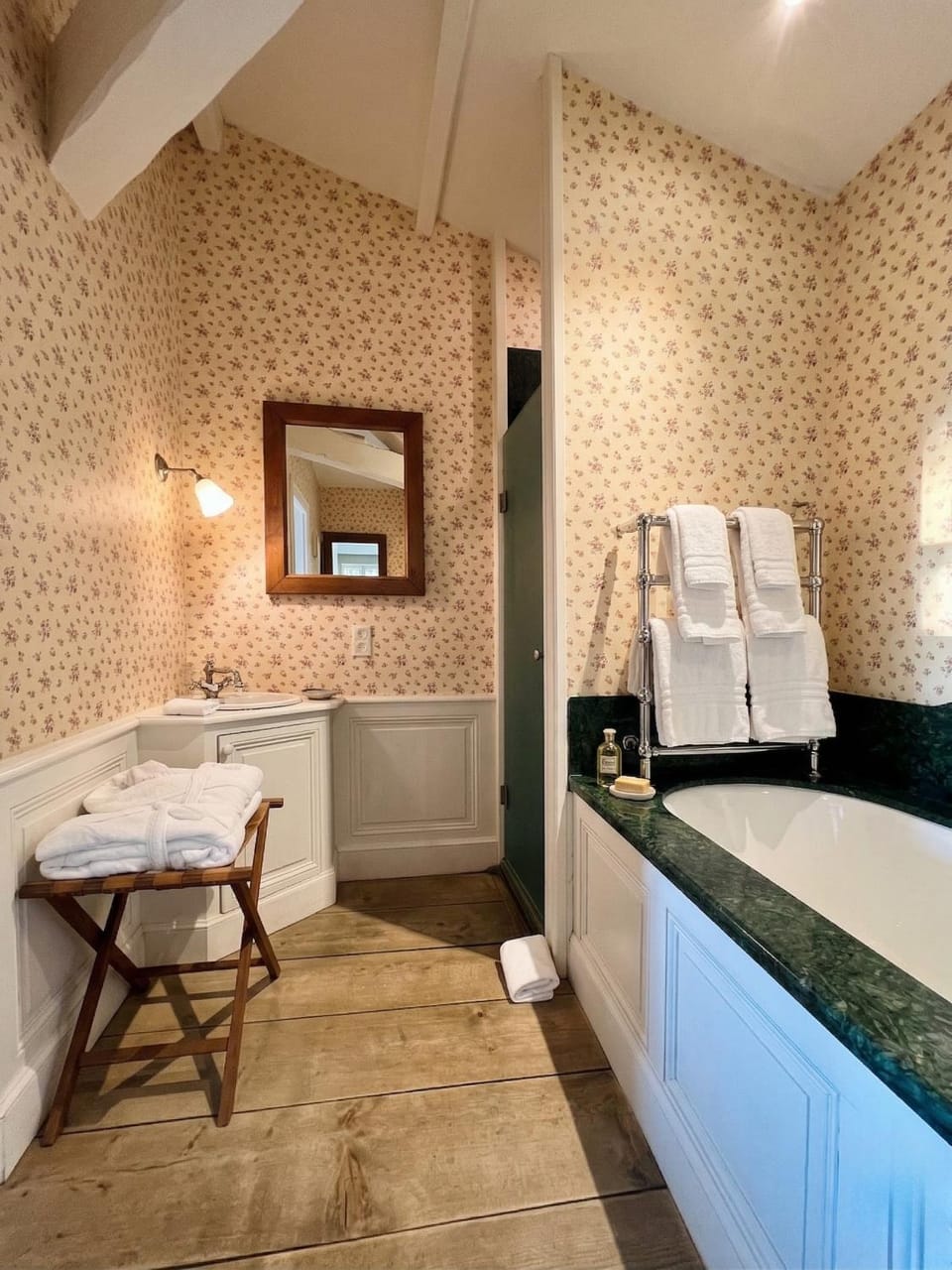 Bathroom, Bath
